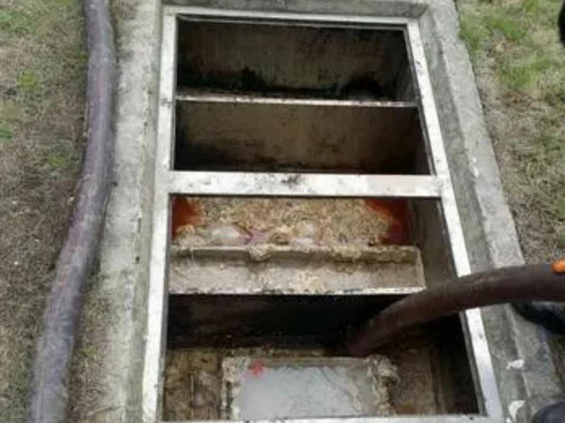 黄圃镇隔油池清理