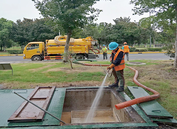 黄圃镇化油池清理